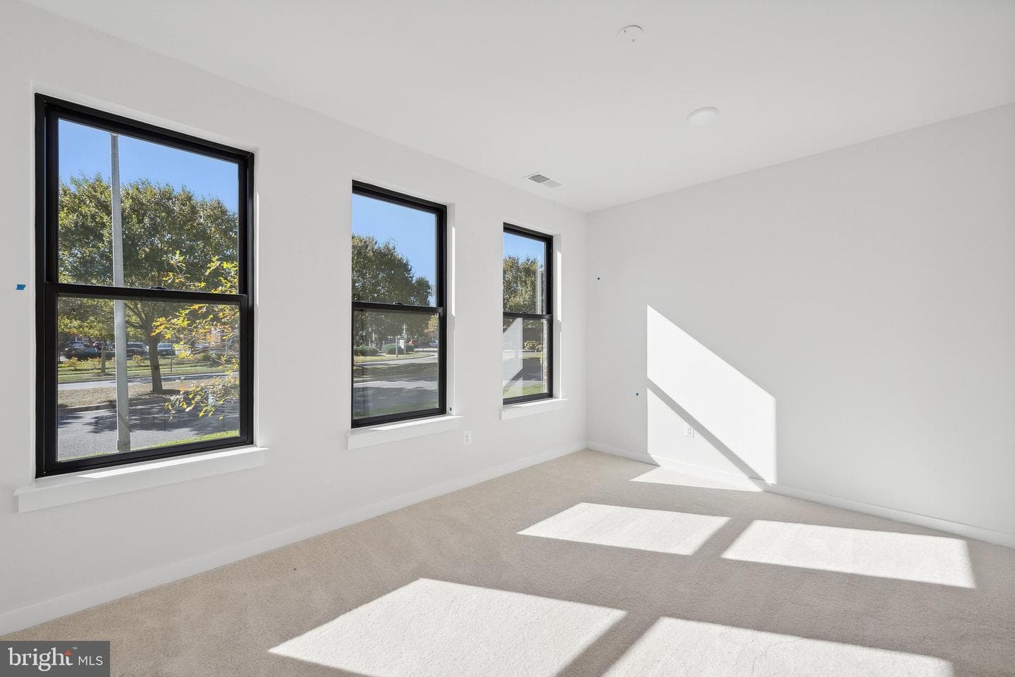 17222 Hardisty Way photo 5