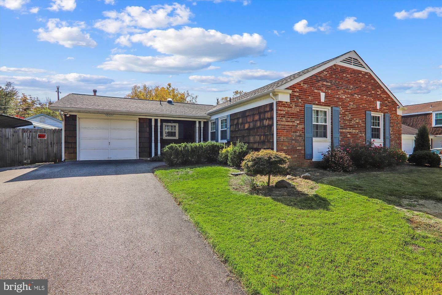 16011 Philmont Lane photo 2