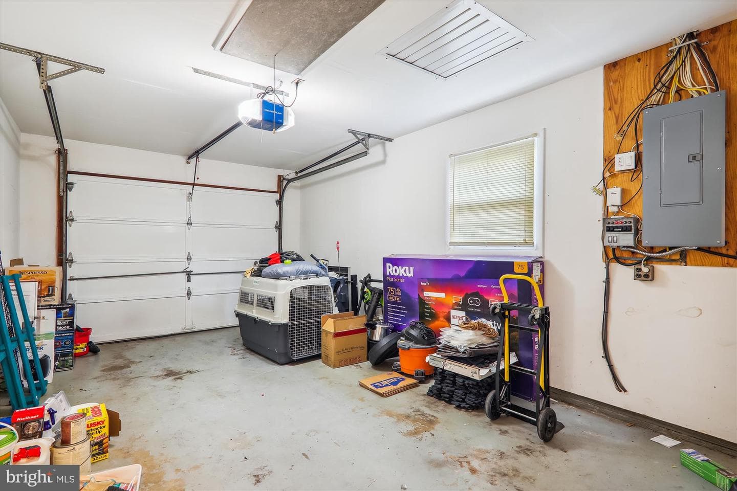 16011 Philmont Lane photo 21