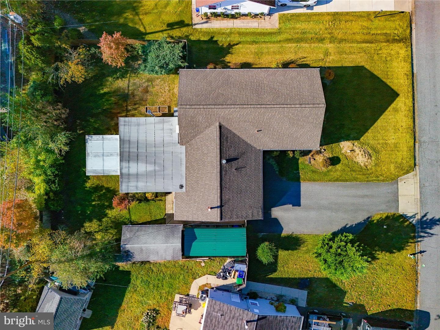 16011 Philmont Lane photo 48