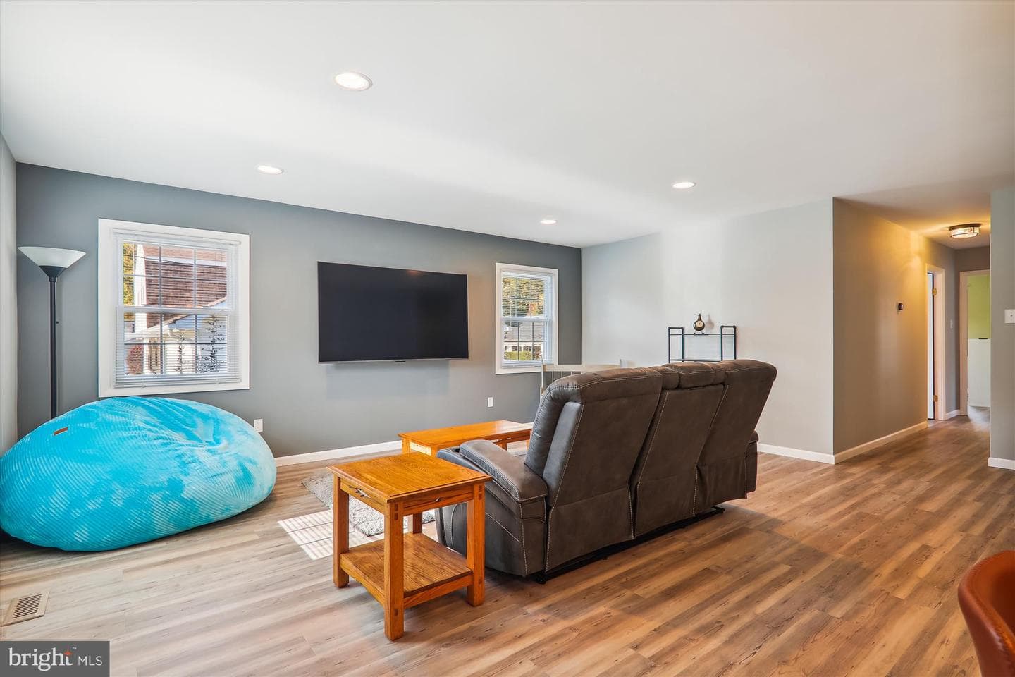 16011 Philmont Lane photo 6