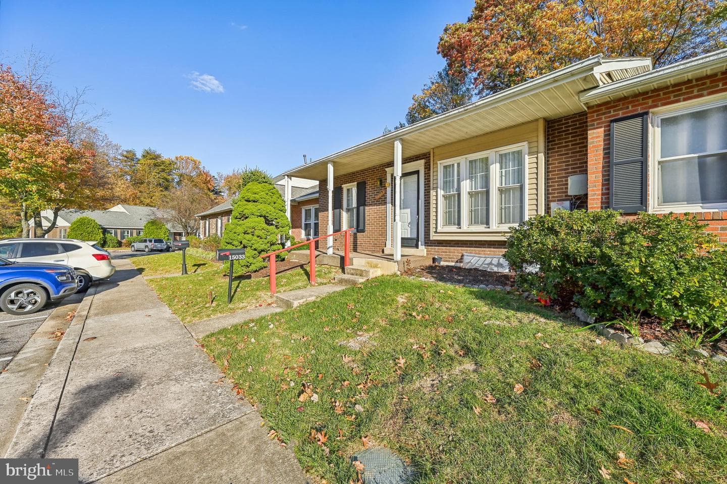 15033 Laurel Oaks Lane photo 3