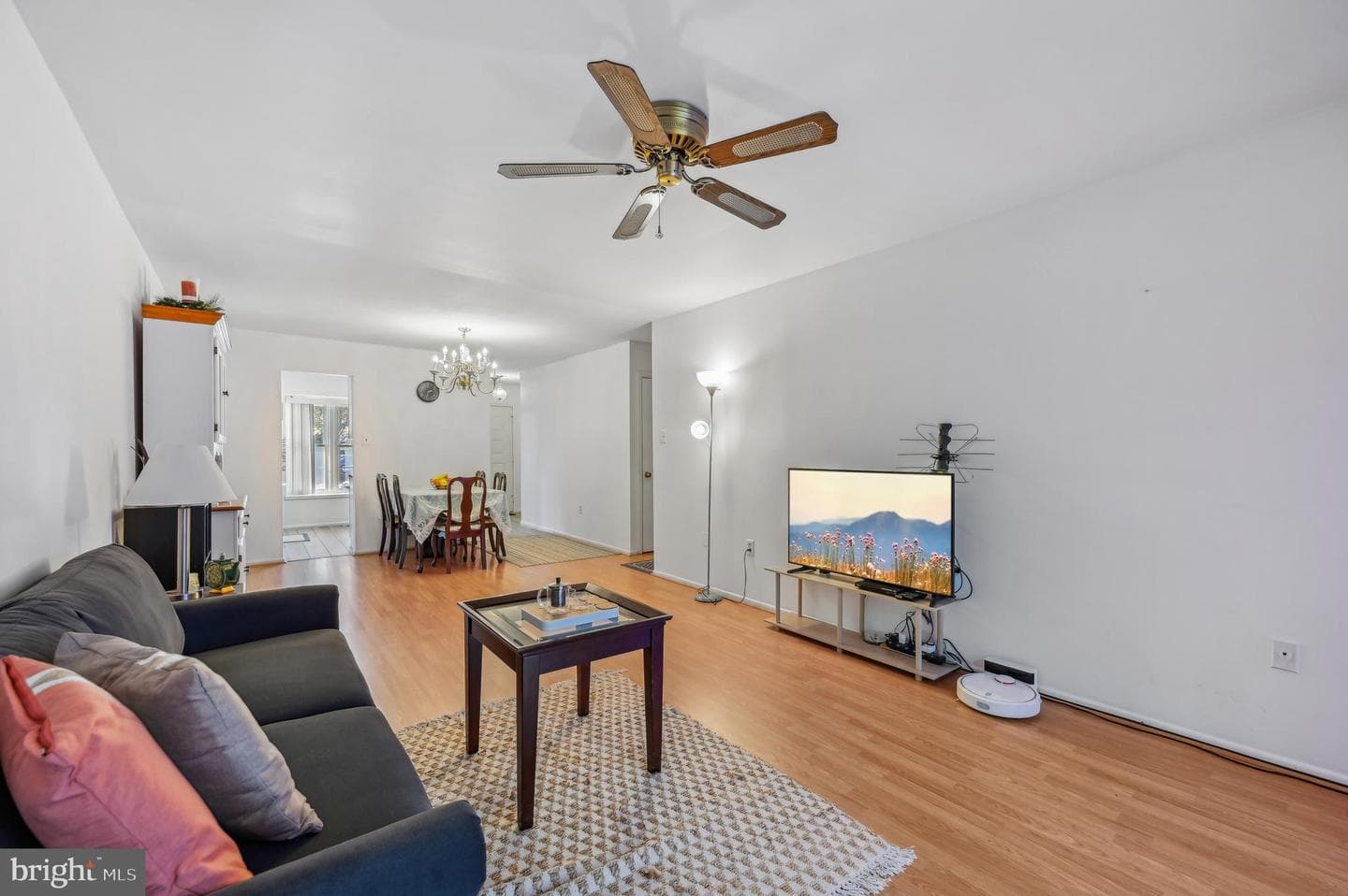 15033 Laurel Oaks Lane photo 5