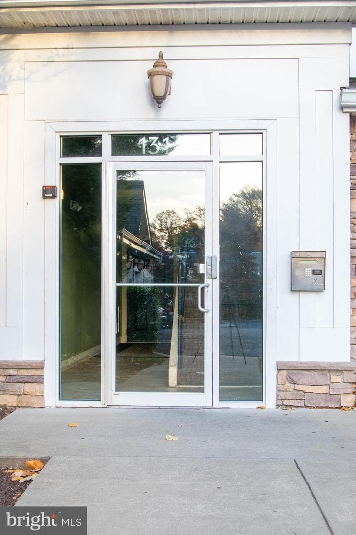 1311 A Karen Boulevard #204 photo 3