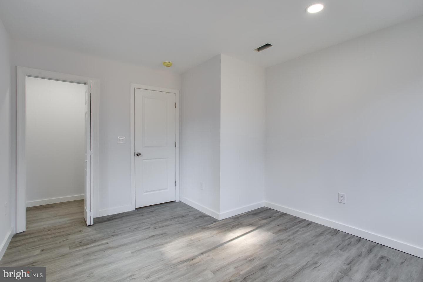 13401 Robert Crain Highway photo 34