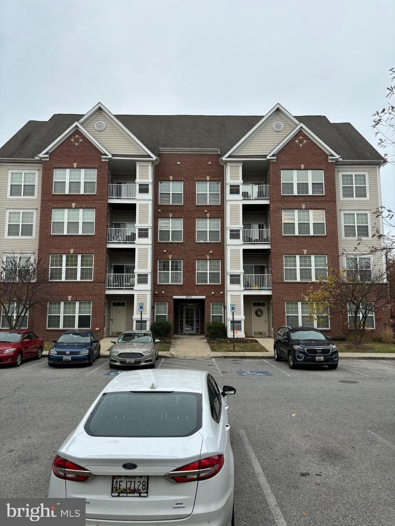 2801 Forest Run Drive #1-204, District Heights