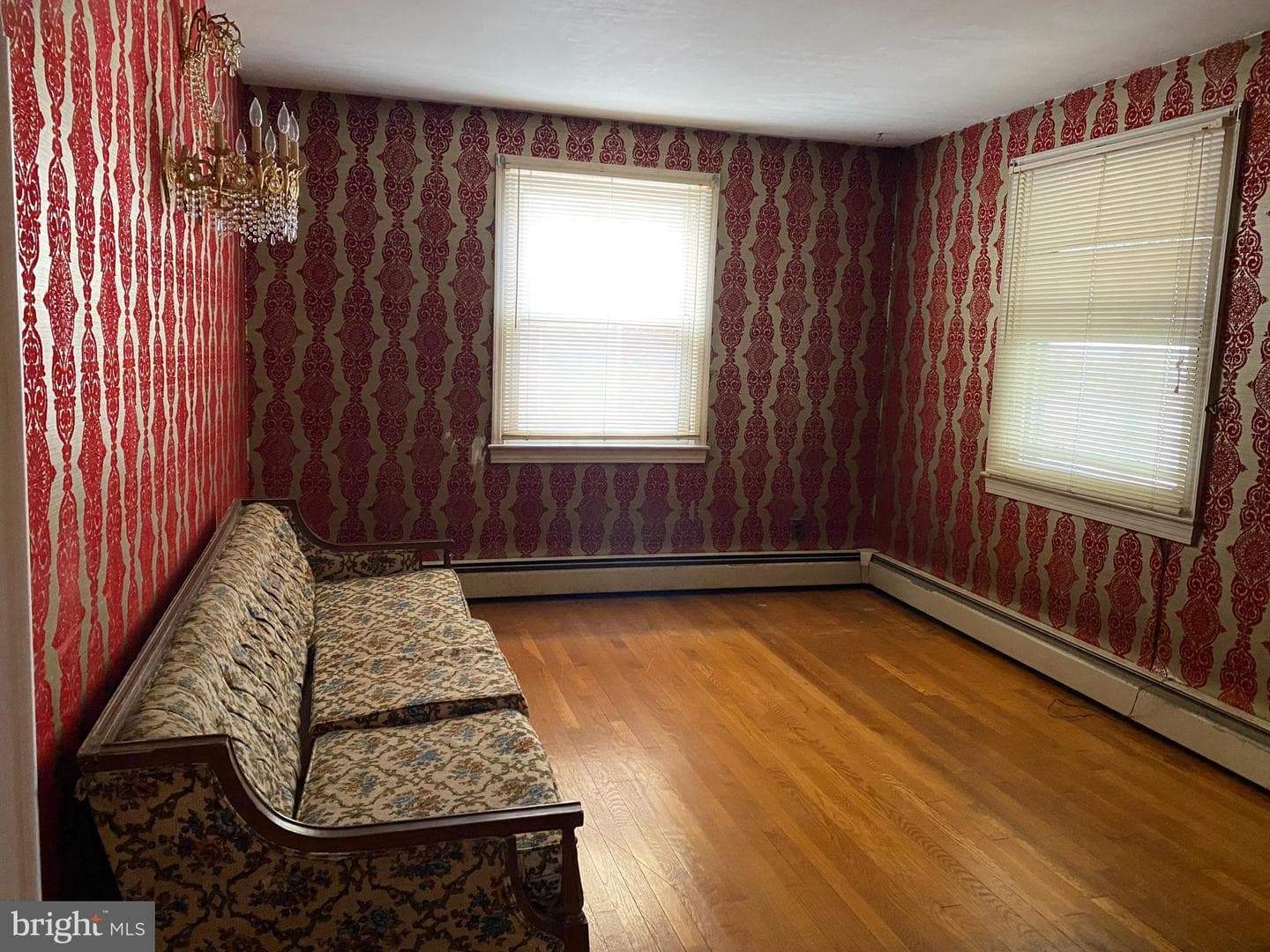 1111 Oakdale Drive photo 2