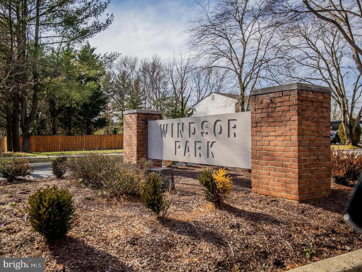 10007 Welshire Drive photo 8