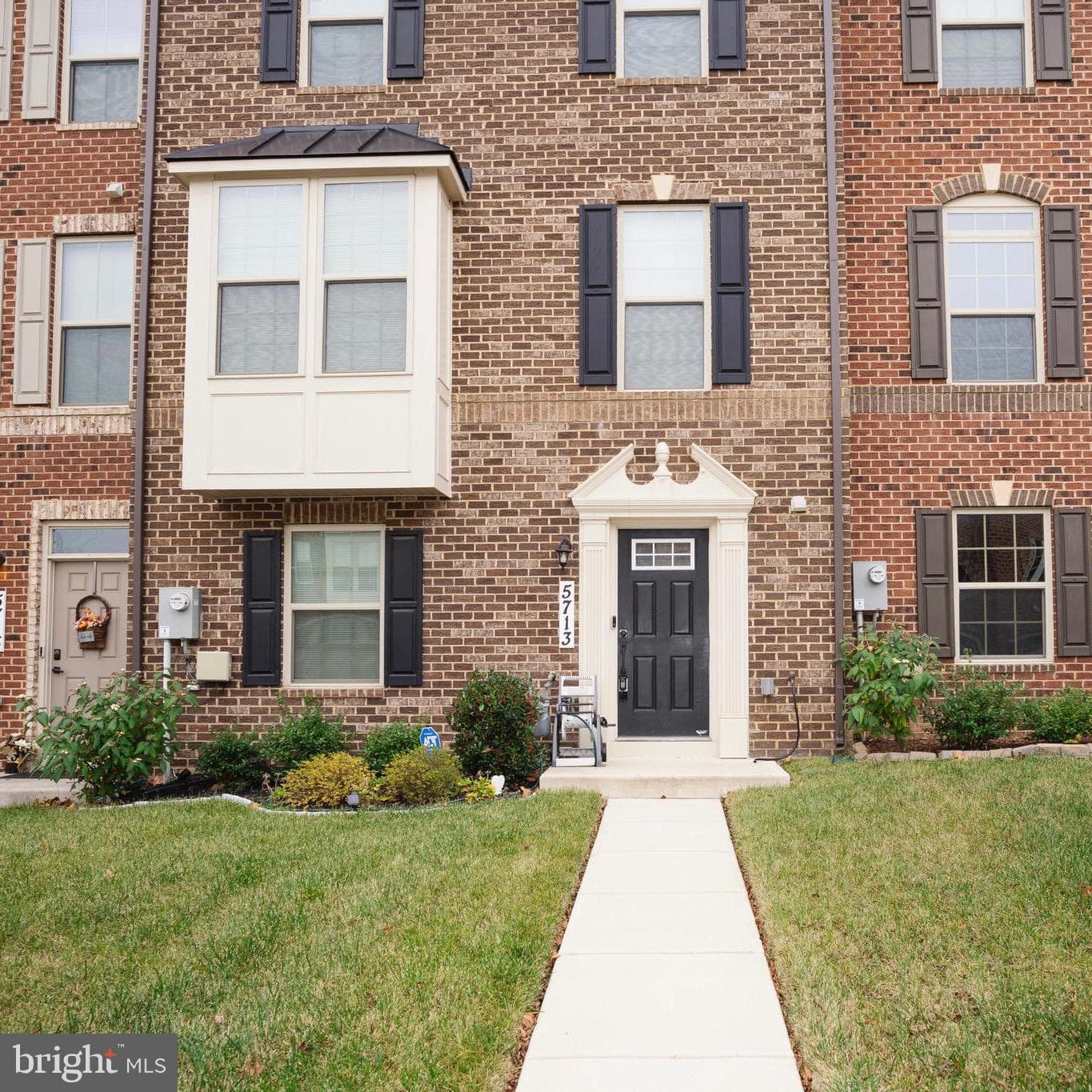 5713 Richmanor Terrace photo 2