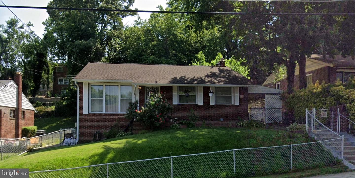 5304 Kenmont Road photo 1