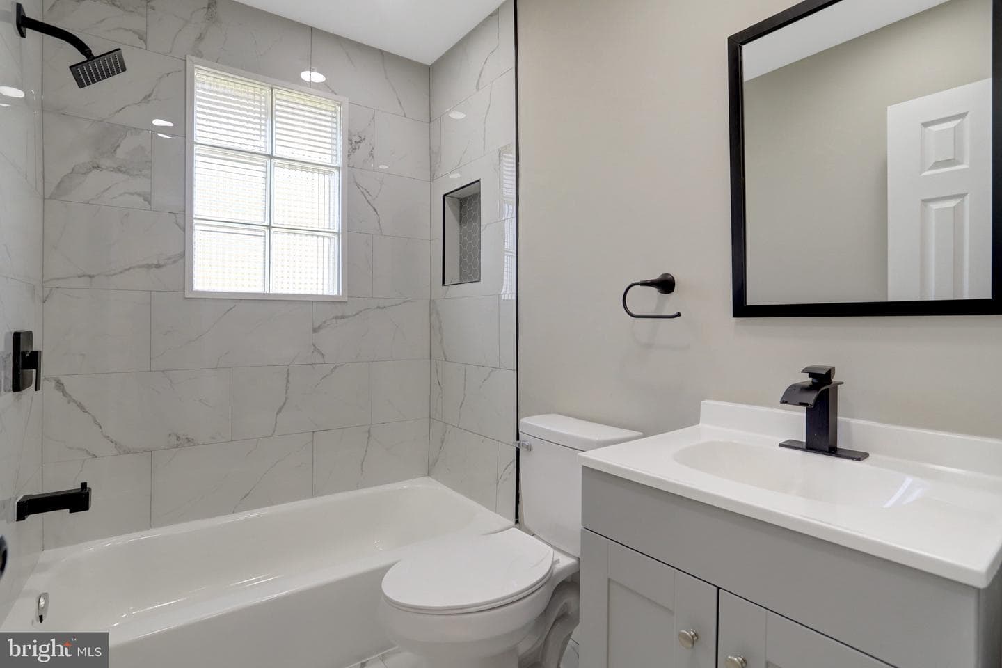 7305 Circle Drive E photo 20