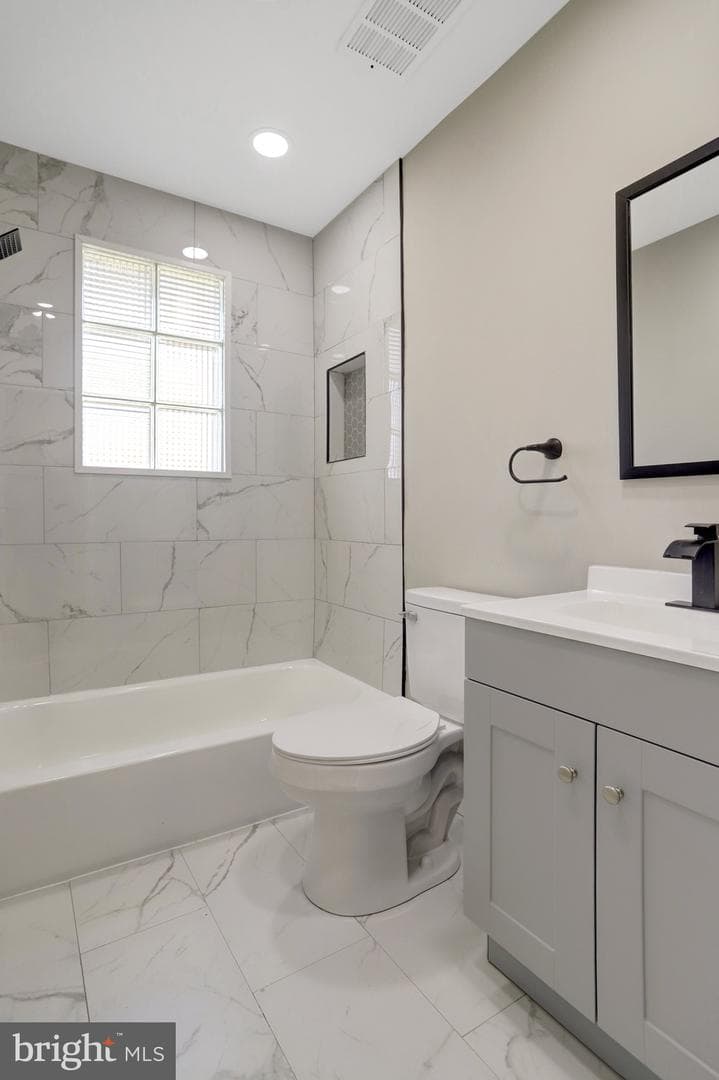 7305 Circle Drive E photo 21