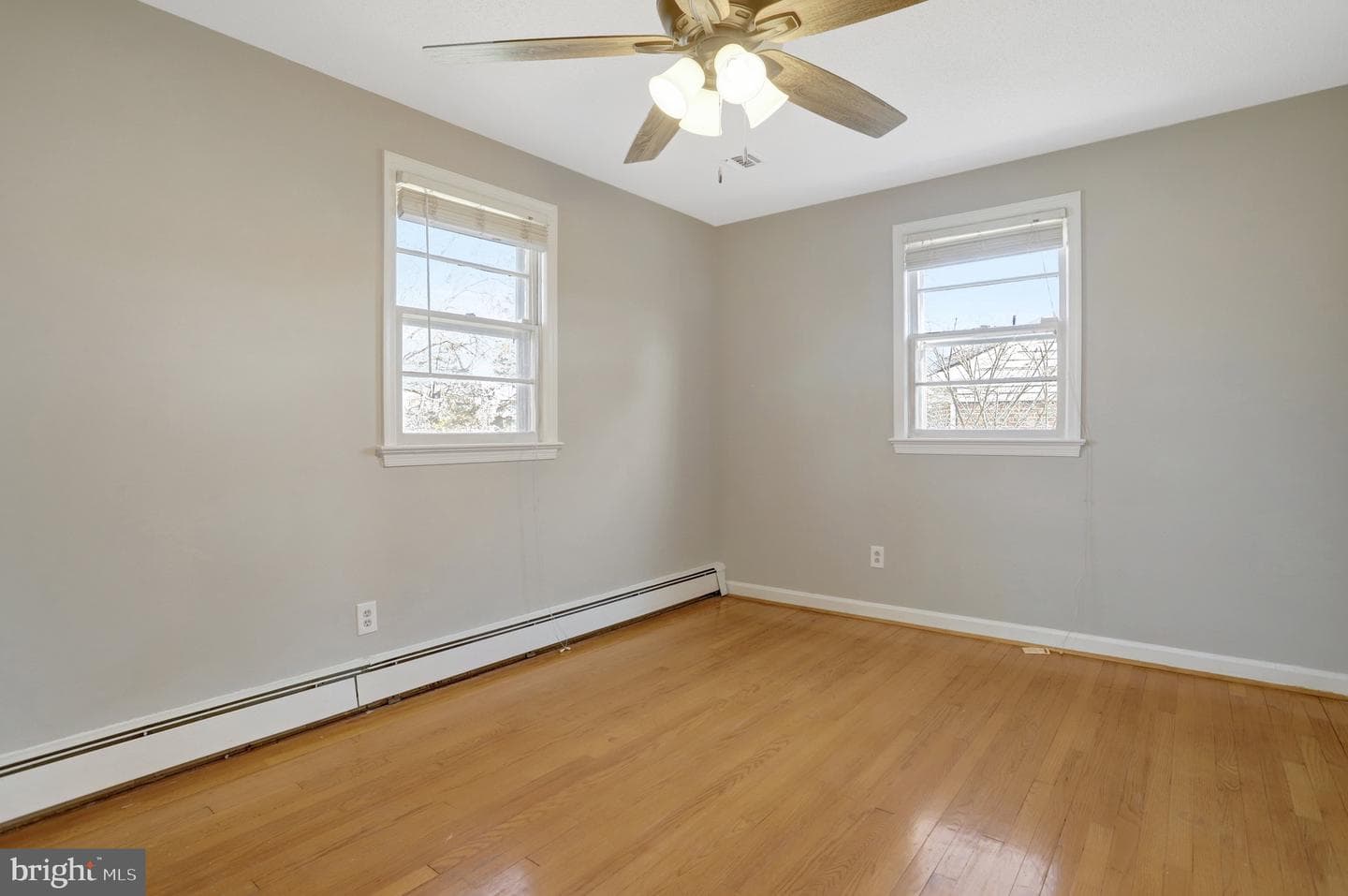 7305 Circle Drive E photo 24