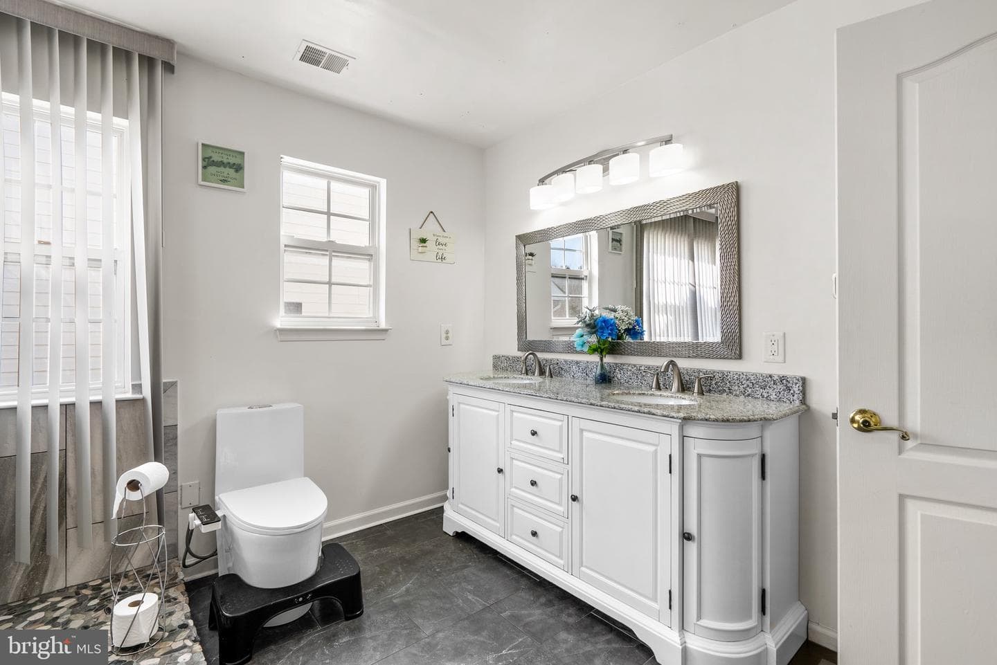 10018 Erion Court photo 32