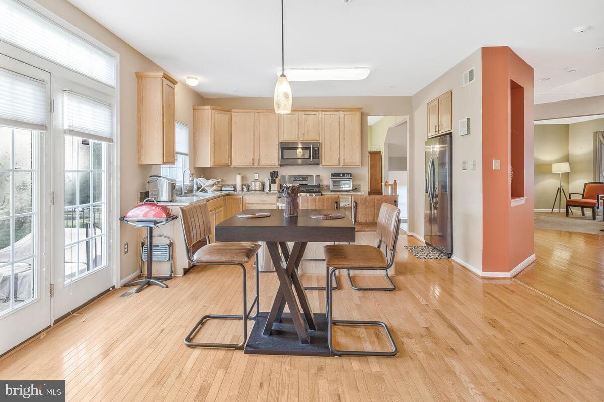 8111 Elora Lane photo 11