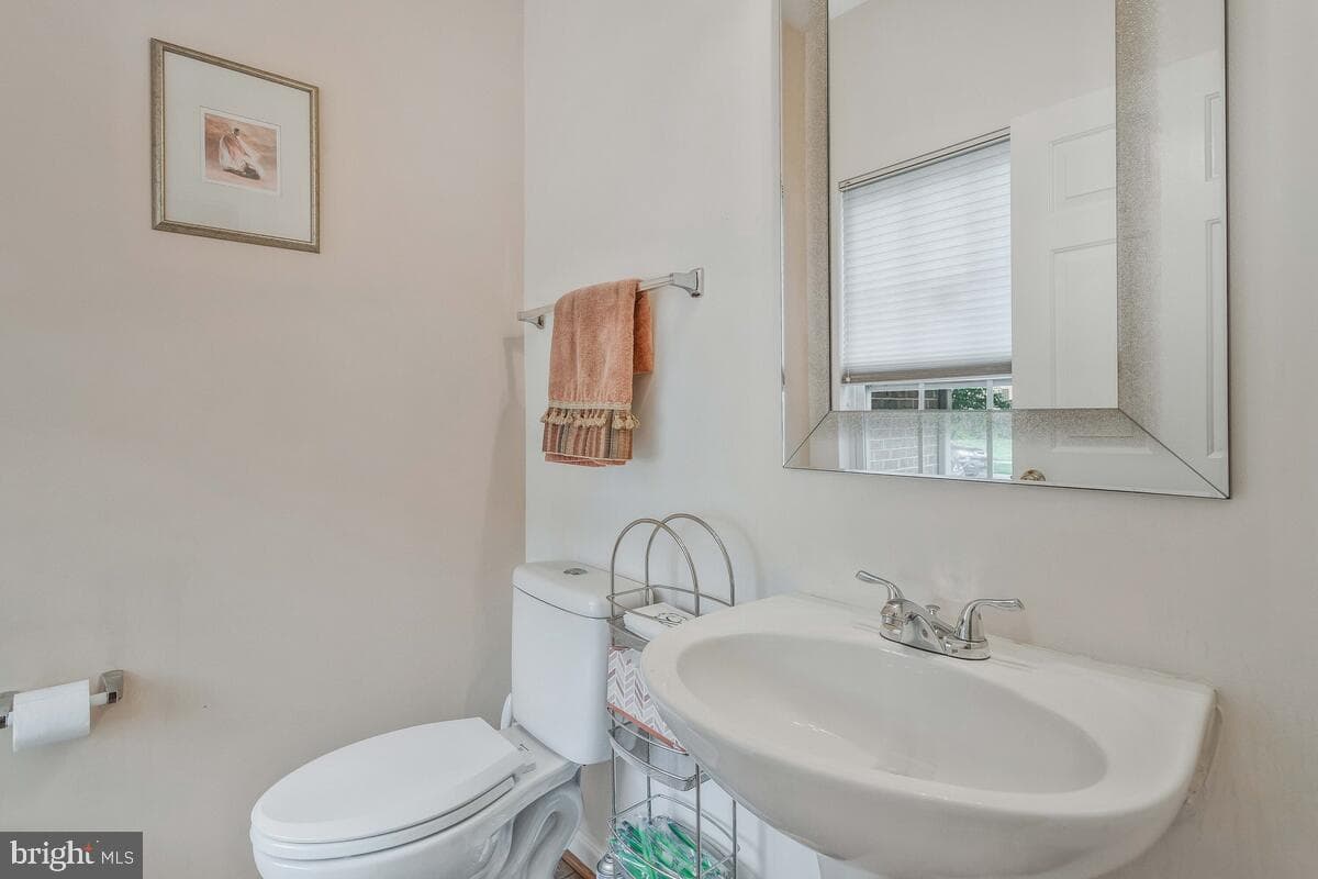 8111 Elora Lane photo 20