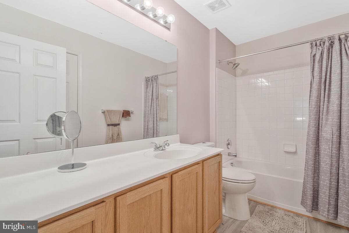 8111 Elora Lane photo 35