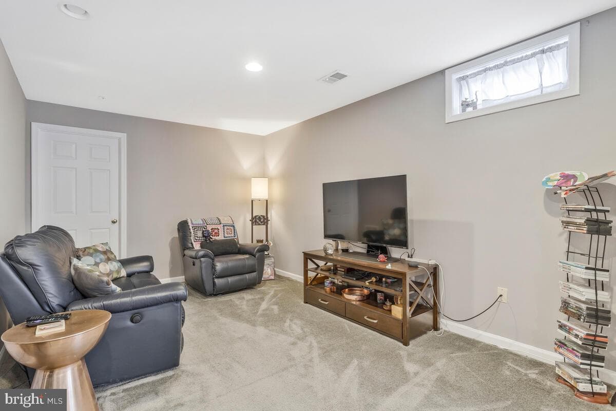 8111 Elora Lane photo 39