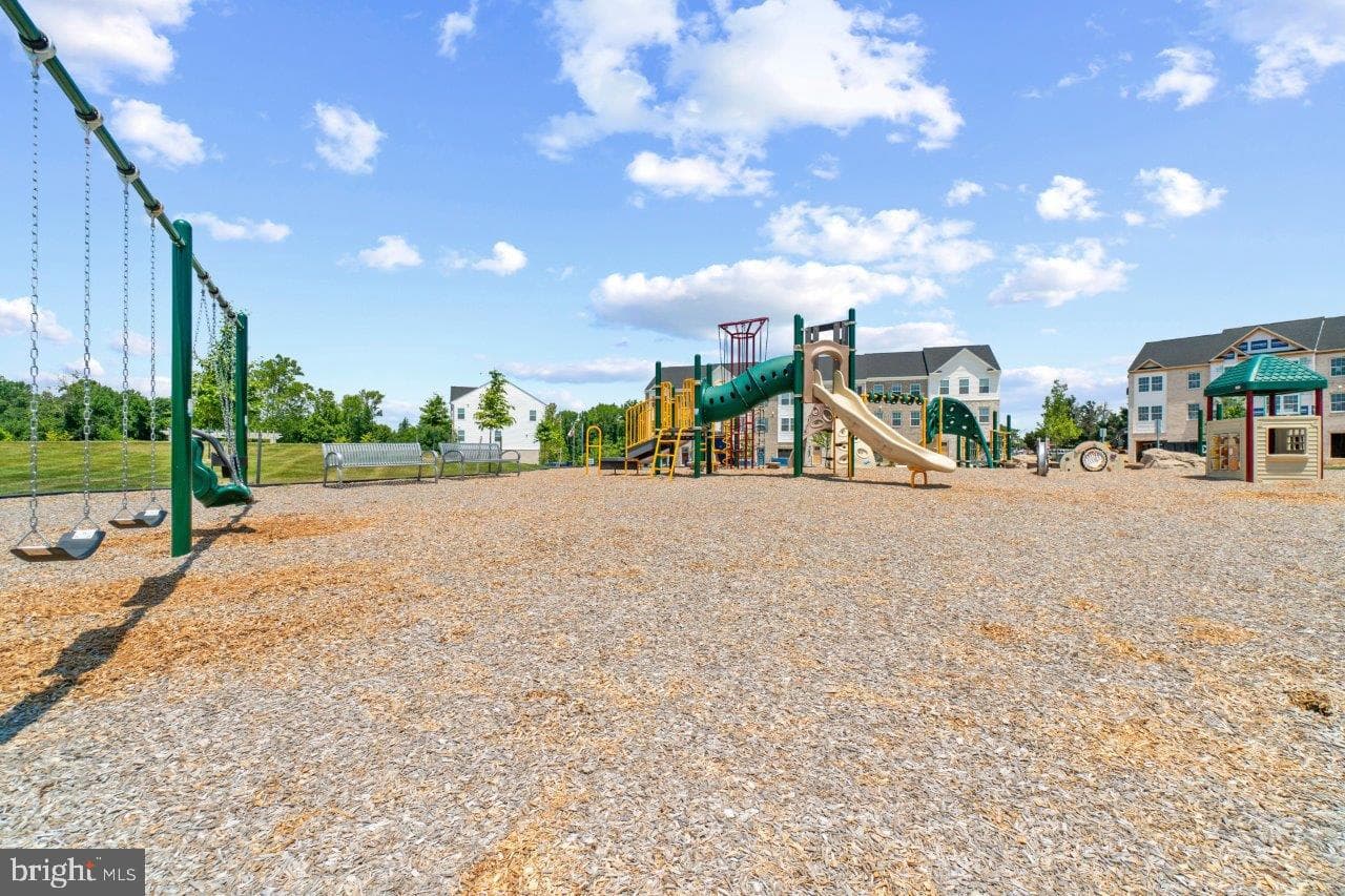 16627 Green Glade Drive photo 33