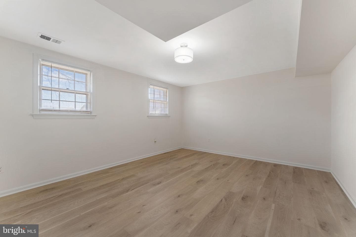 11808 Hickory Drive photo 24