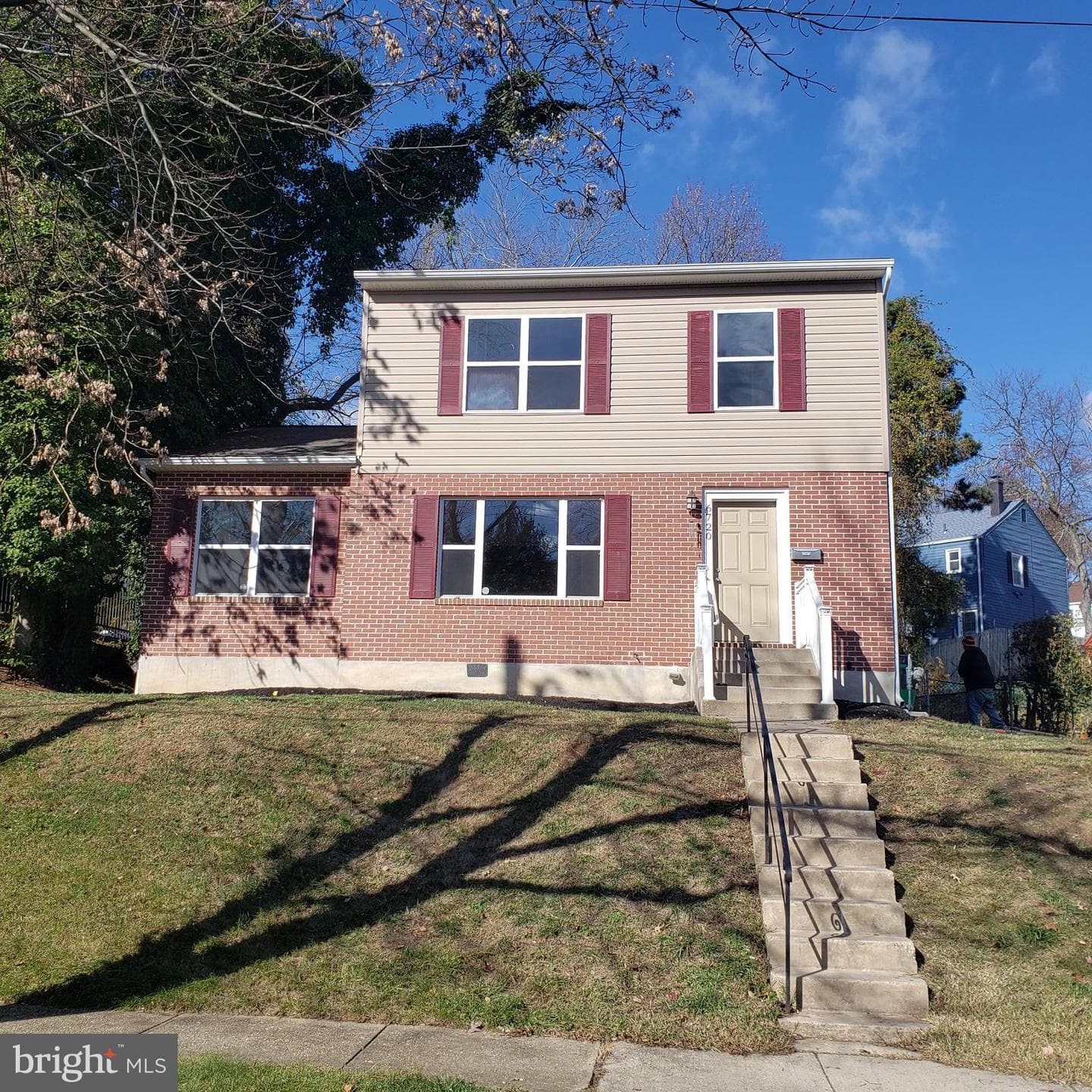 6720 Knollbrook Drive photo 1