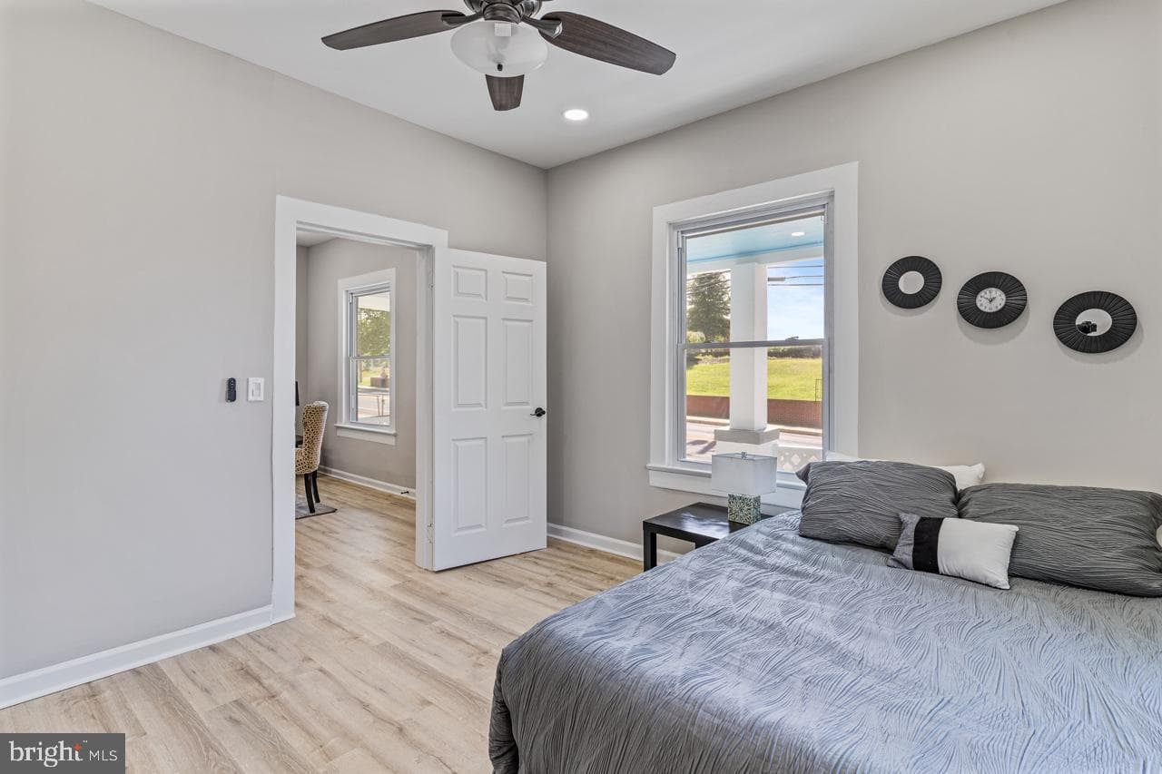 6008 Addison Road photo 17