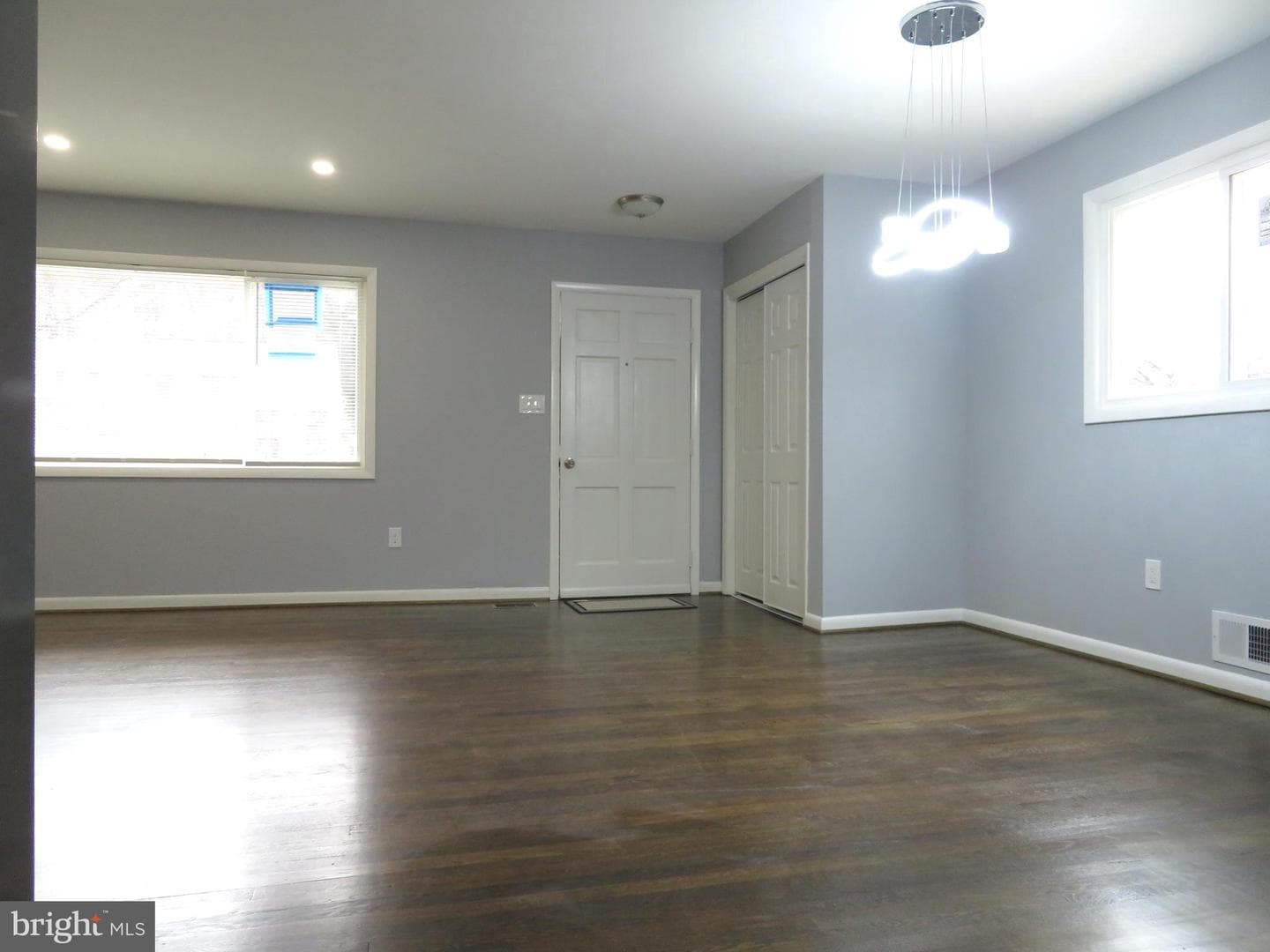 405 71st Avenue photo 10
