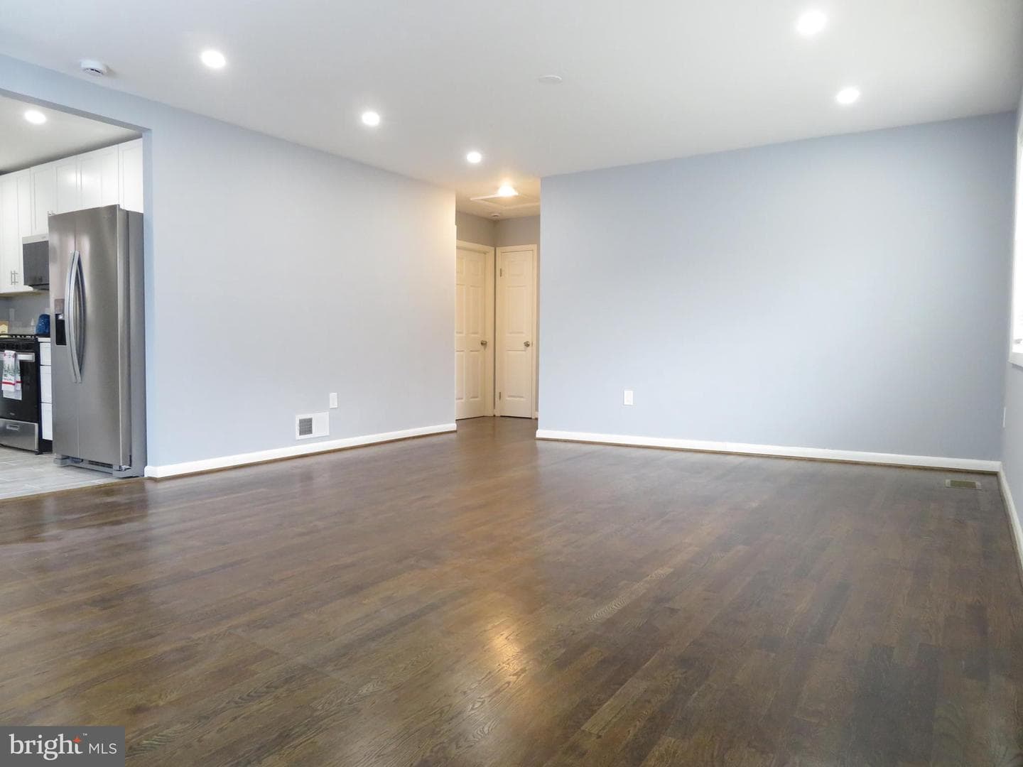 405 71st Avenue photo 11