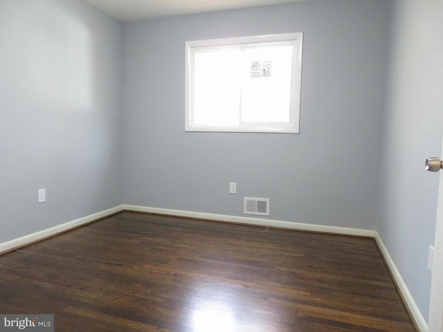 405 71st Avenue photo 17