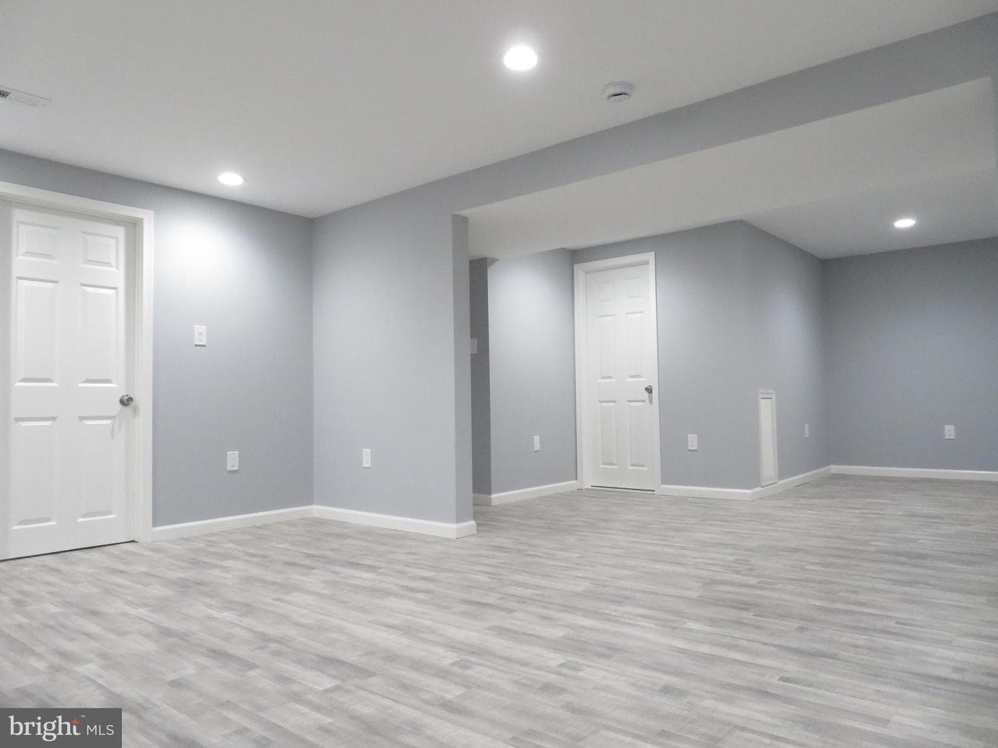 405 71st Avenue photo 24