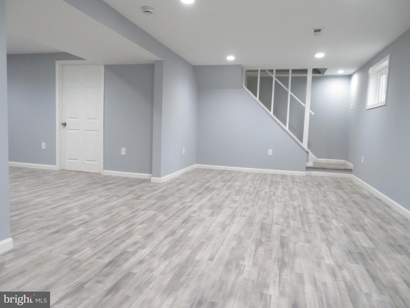 405 71st Avenue photo 26