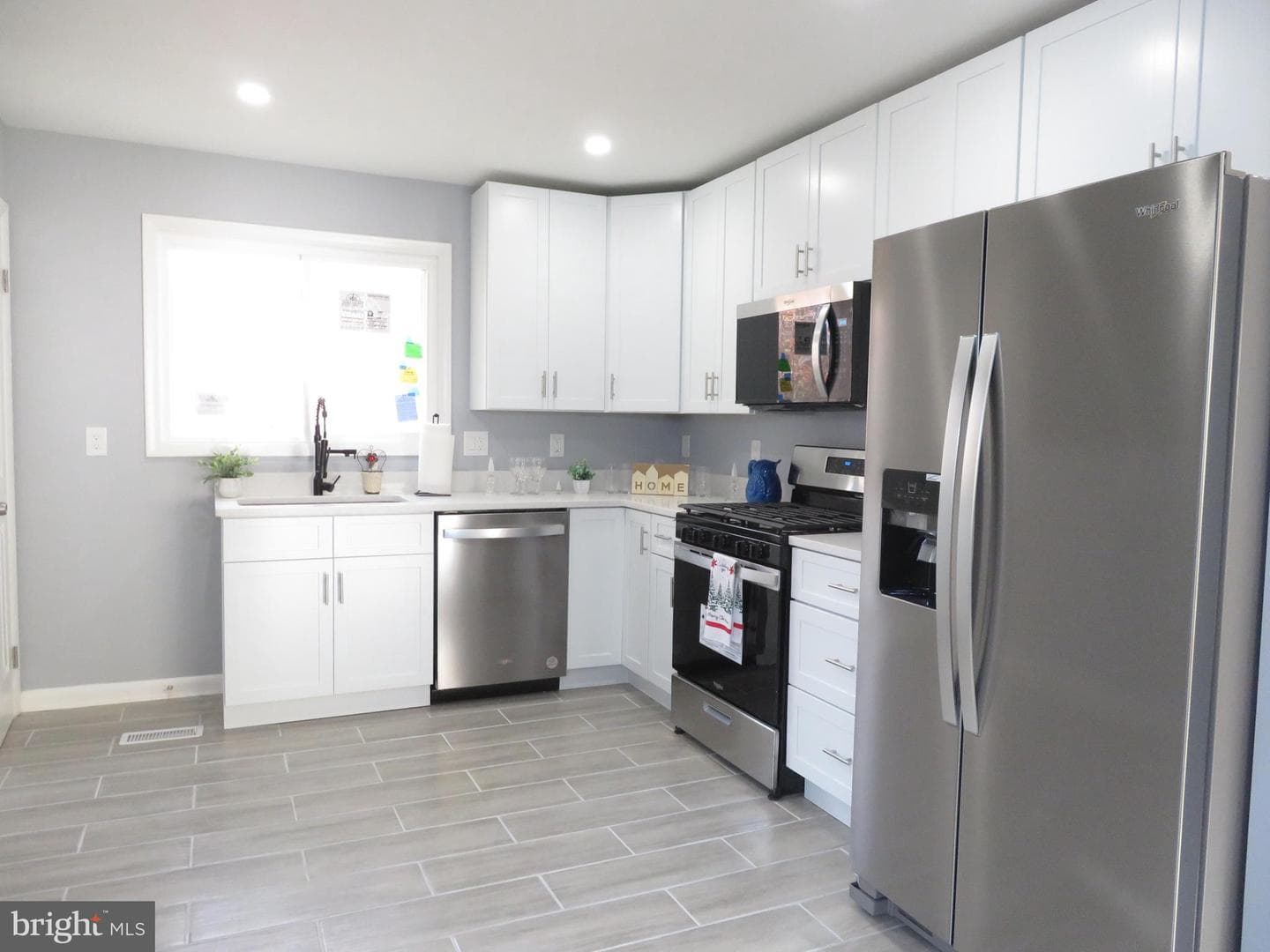 405 71st Avenue photo 6