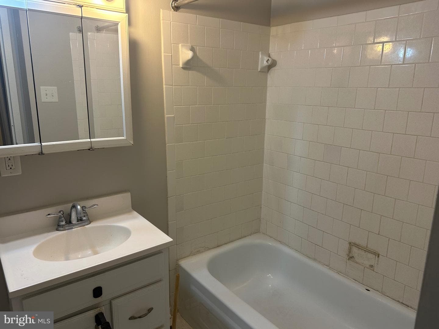 10107 Prince Place #302-9b photo 17