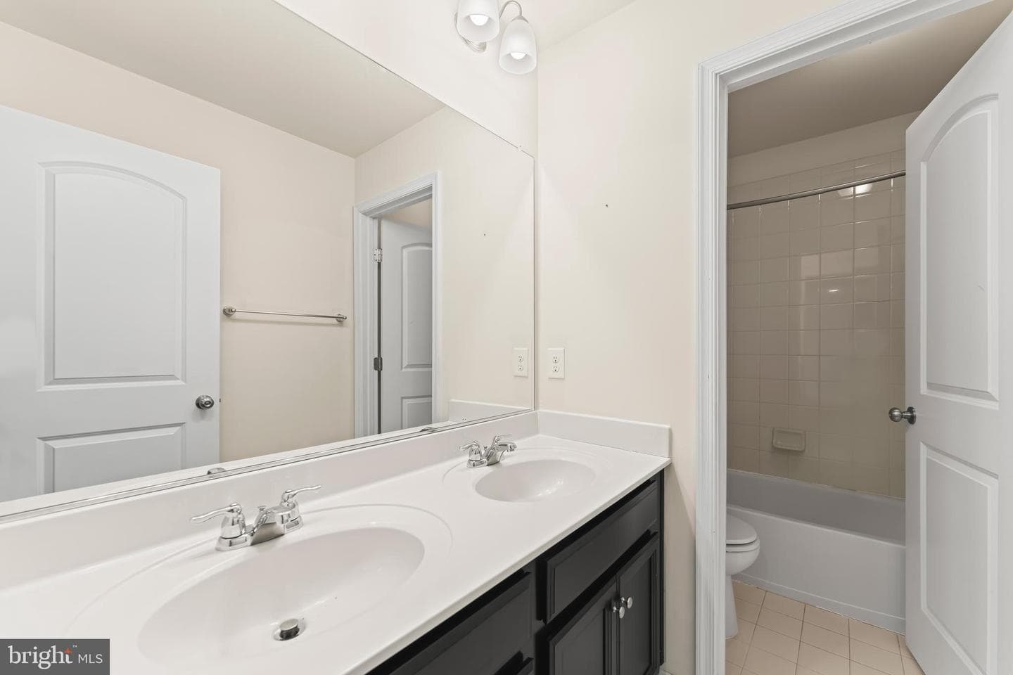 2306 Grove Hurst Lane photo 34