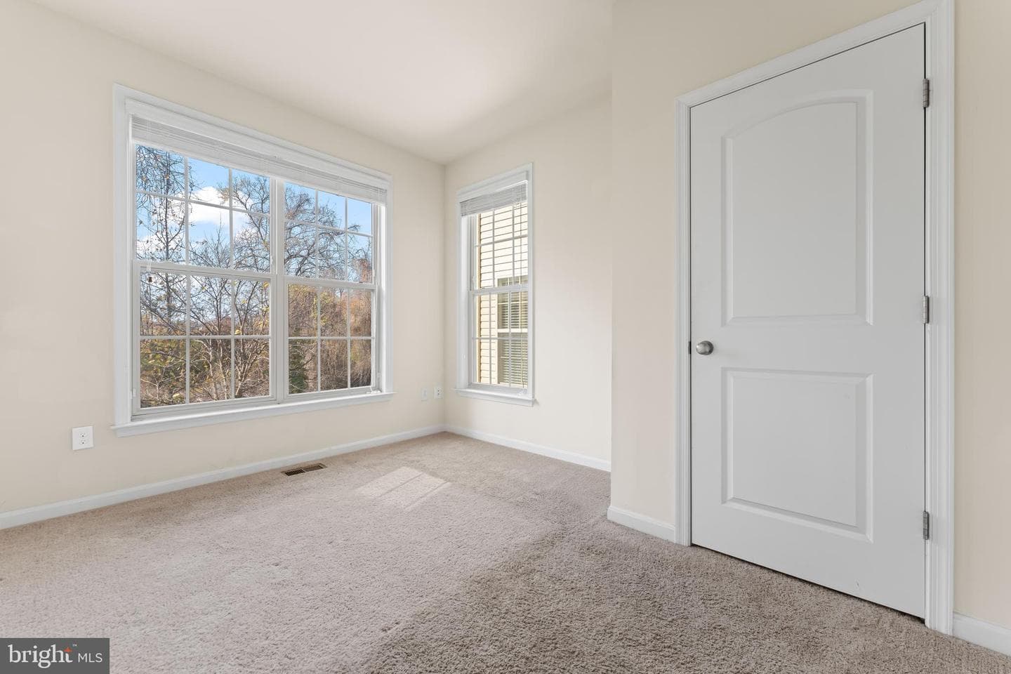 2306 Grove Hurst Lane photo 9
