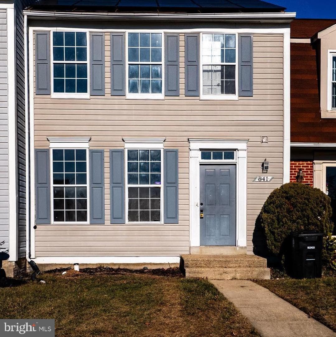 841 Lake Shore Drive photo 1