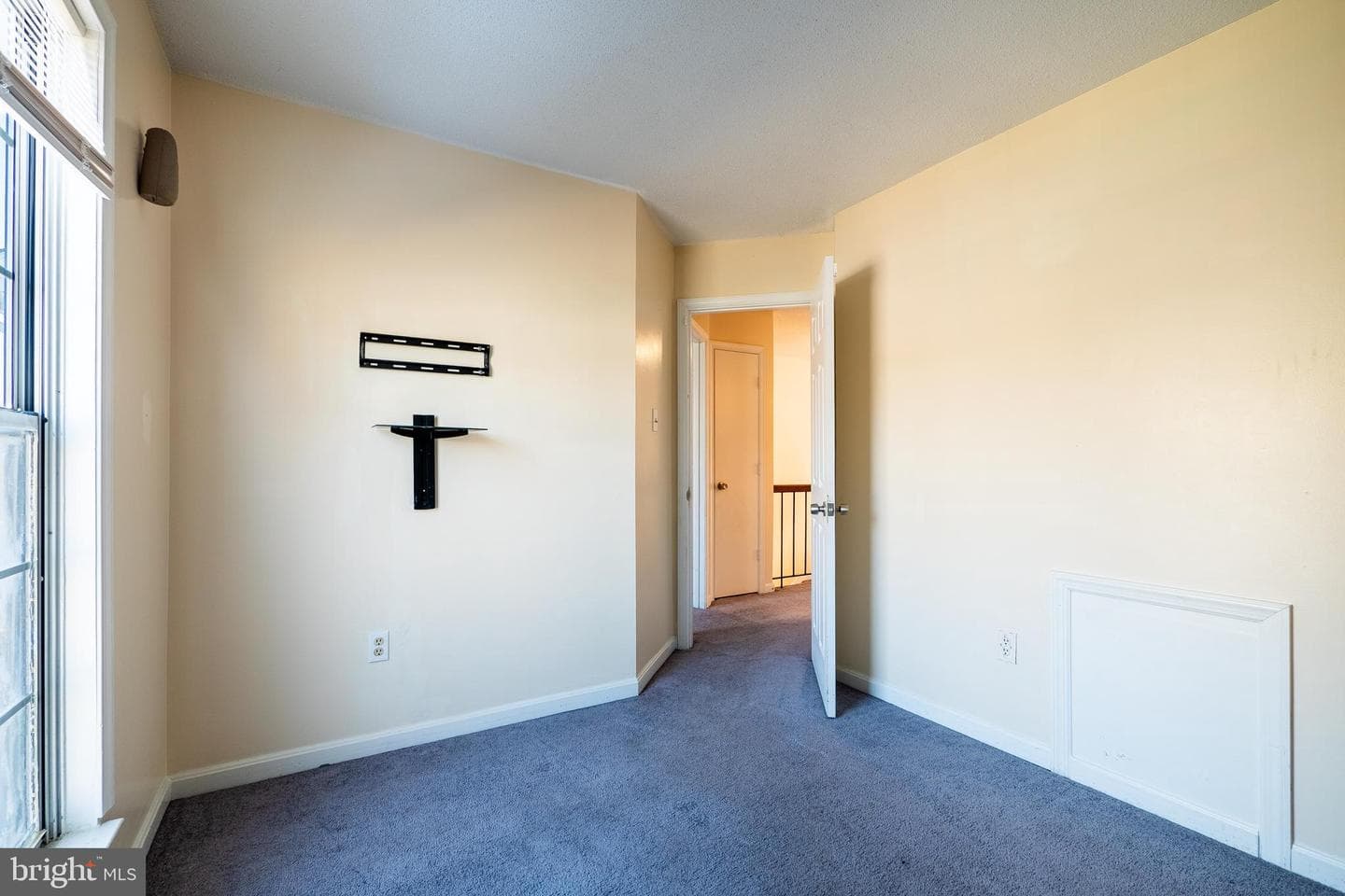 841 Lake Shore Drive photo 13