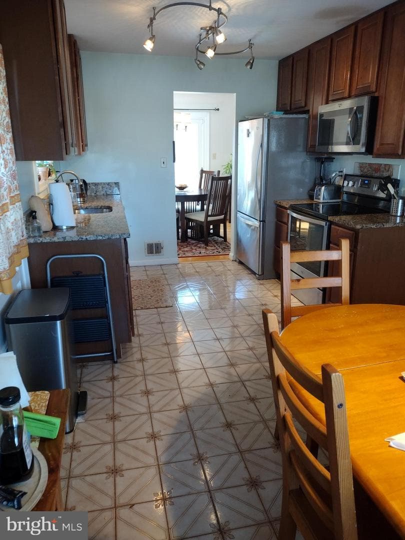 2205 Piermont Drive photo 11