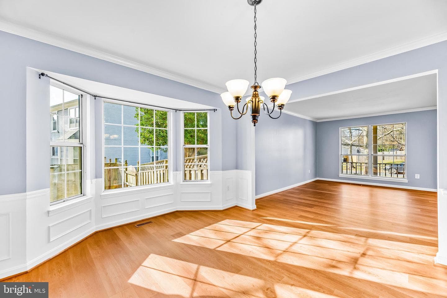 1431 Kings Manor Drive photo 34