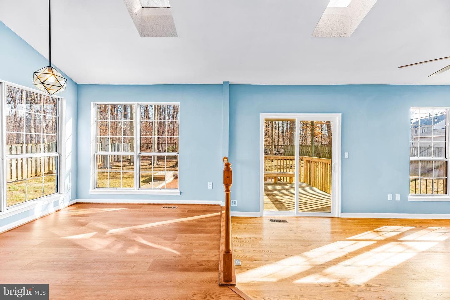 1431 Kings Manor Drive photo 44