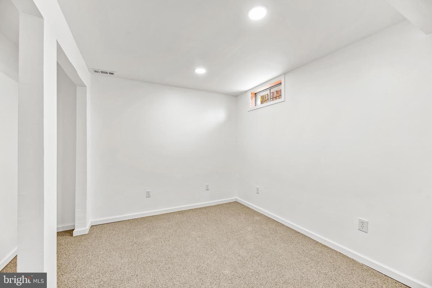 1431 Kings Manor Drive photo 48