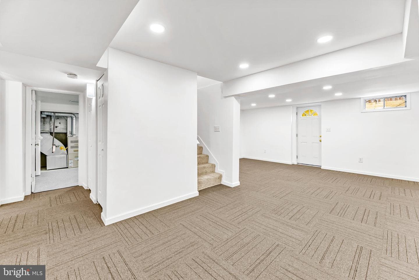 1431 Kings Manor Drive photo 53