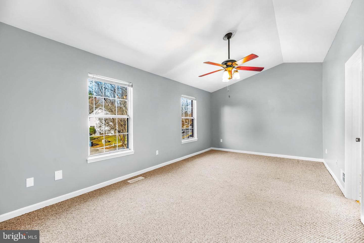 1431 Kings Manor Drive photo 6
