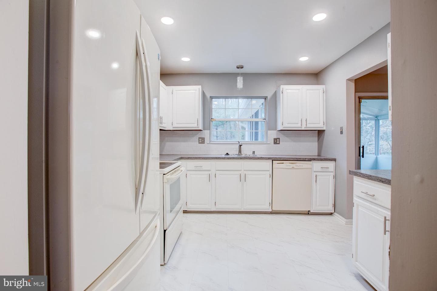 15801 Anthony Way photo 14