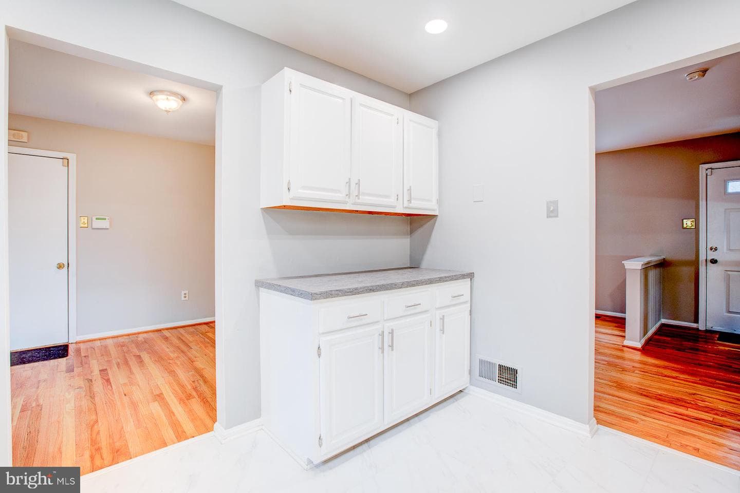 15801 Anthony Way photo 21