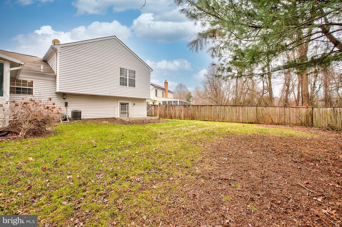 15801 Anthony Way photo 4