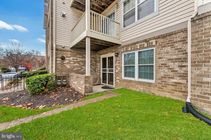 9815 Lake Pointe Court #102 photo 3