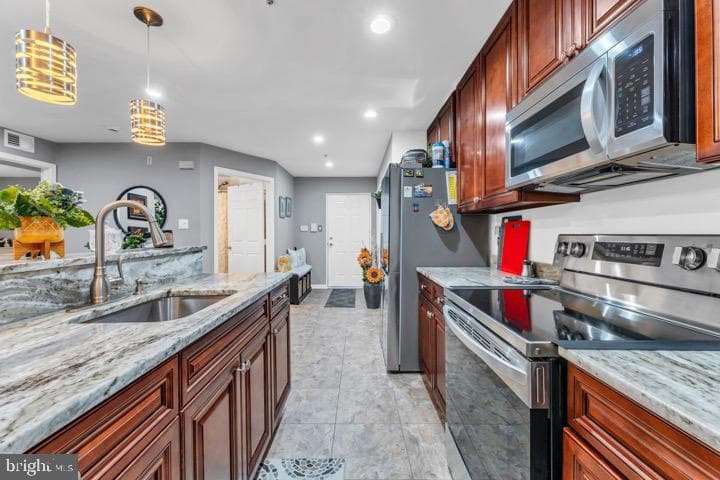 9815 Lake Pointe Court #102 photo 7
