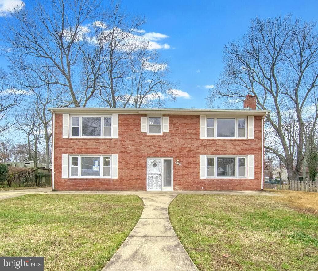 9113 Doris Drive photo 1
