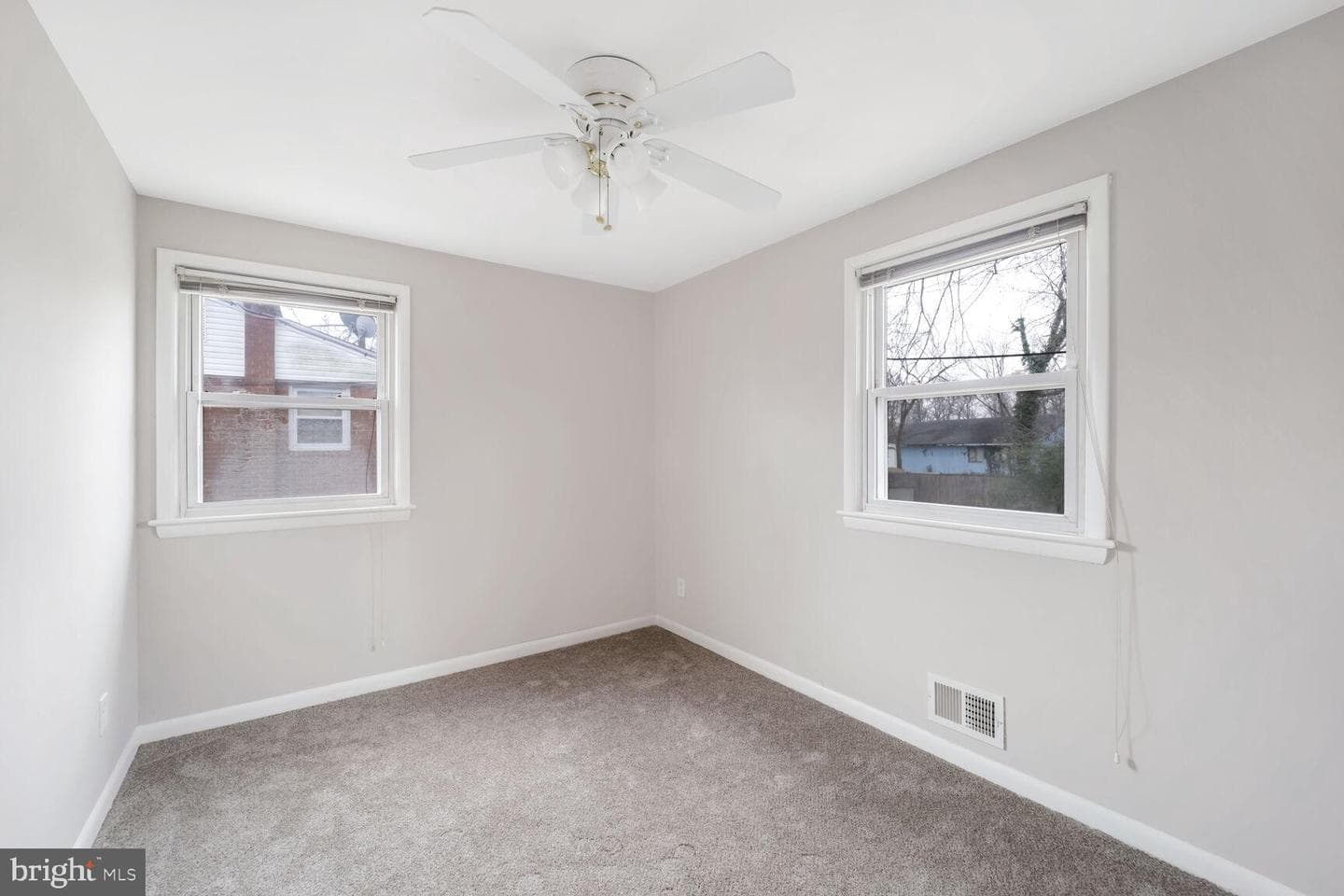 9113 Doris Drive photo 20